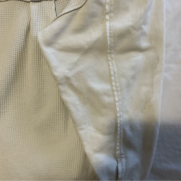 This is an American Eagle Big Hug Hooded Waffle Shacket  L/XL - Picture 11 of 11